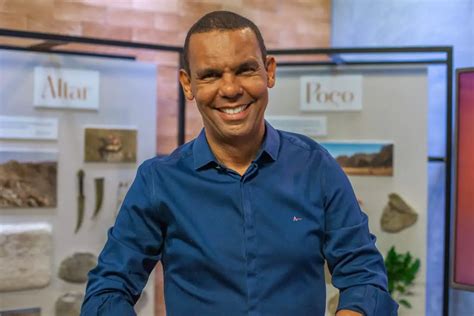 rodrigo silva arqueologia wikipédia|Pastor e arqueólogo Rodrigo Silva: a arqueologia comprova a fé e a Bíb.